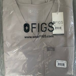 Women’s FIGS Catarina one pocket scrub top